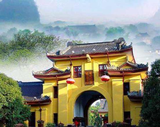 廣西旅游必去十大景點(diǎn)排名,桂林山水甲天下、漓江被稱為百里畫廊