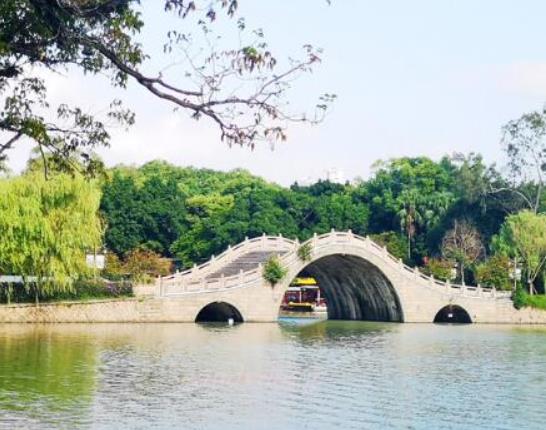 十大福州網(wǎng)紅公園排名,西湖公園景色秀麗、左海公園娛樂設施多