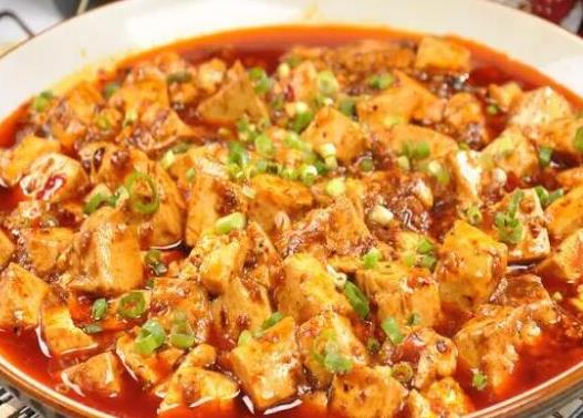 中國最出名的十大名菜排名,北京烤鴨被譽(yù)為天下美味、麻婆豆腐很經(jīng)典