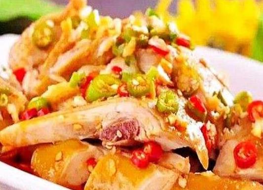 中國最出名的十大名菜排名,北京烤鴨被譽(yù)為天下美味、麻婆豆腐很經(jīng)典
