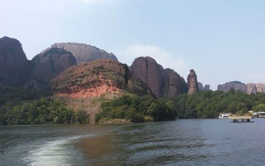 龜峰風(fēng)景名勝區(qū)