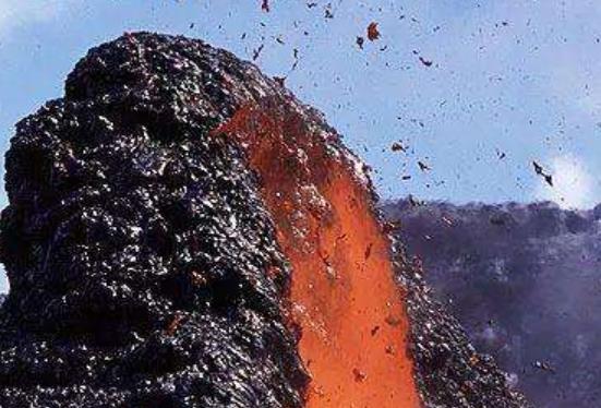 世界十大海底火山旅游景點(diǎn)排行 隆隆III是位于新西蘭北部的死火山