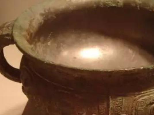 世界十大老式博物館旅游排行 老式服裝收藏館收藏了19世紀(jì)的服裝