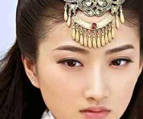 中國十大腰貨娘子排行 杜十娘是一個(gè)美麗而工于心計(jì)的女人