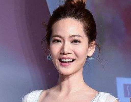 臺灣十大火辣內(nèi)衣女神排行 謝怡芬畢業(yè)于麻省理工學院生物系