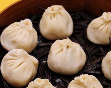 上海特色小吃排行 上海湯包的特點(diǎn)做工精細(xì)
