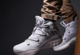 最帥籃球鞋推薦 Adidas D Rose8這款籃球鞋被稱作是外場實戰(zhàn)利器