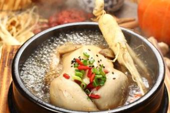 盤點(diǎn)韓國(guó)旅游必吃美食 韓國(guó)的土豆湯湯里可不是只有土豆