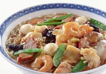 盤點(diǎn)韓國(guó)旅游必吃美食 韓國(guó)的土豆湯湯里可不是只有土豆