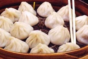 老外最愛的中國(guó)街邊小吃排行 麻辣燙一只其貌不揚(yáng)的辣鍋