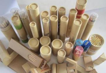 盤點(diǎn)全球十大廢品藝術(shù)品 用啤酒瓶建筑寺廟治理了當(dāng)?shù)氐沫h(huán)境污染