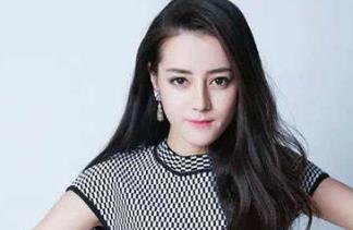 中國十大90后美女排行榜 迪麗熱巴中國內(nèi)地女演員畢業(yè)于上海戲劇學(xué)院