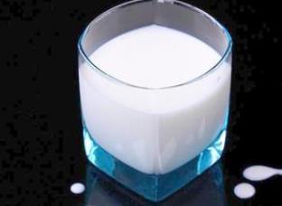 牛奶十大品牌 圣牧牛奶是一家符合歐盟有機標準有機乳品公司