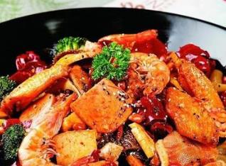 麻辣香鍋十大品牌 朝天門防空洞香辣干鍋傳承老重慶美食之經(jīng)典