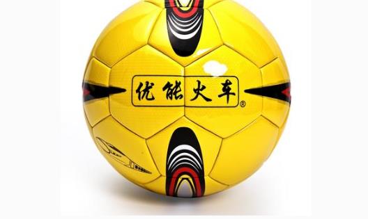 2018中國(guó)十大足球品牌排行榜 阿迪達(dá)斯 耐克針?shù)h相對(duì)
