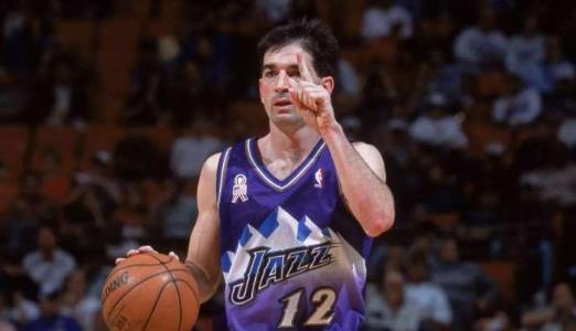 NBA季后賽300個(gè)以上搶斷球員排行榜 喬丹科比上榜 榜首詹姆斯無(wú)懸念