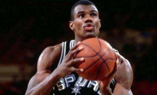 NBA季后賽300以上個(gè)蓋帽球員排行榜 大夢(mèng)奧拉朱旺、奧尼爾均上榜