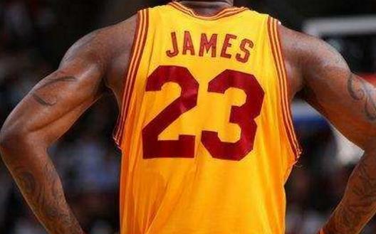 NBA歷史上最貴的球衣排行榜 詹皇球衣未上榜 現(xiàn)役只有庫(kù)里的球衣最貴