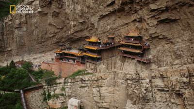中國最險的三大寺廟 位于山頂懸崖峭壁之間 雙塔山最負盛名