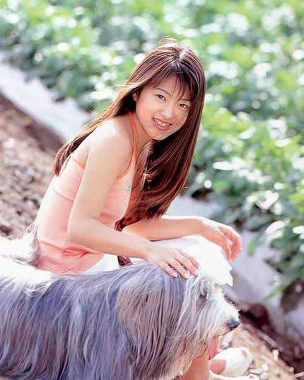 來中國瘋狂撈金的10大日本AV女優(yōu) 童顏巨乳蒼井空在中國人氣最高