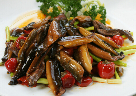鱔魚的營養(yǎng)價值與功效-鱔魚的做法