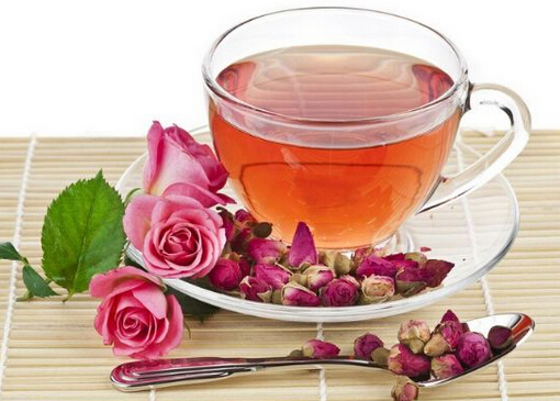 玫瑰花茶的營(yíng)養(yǎng)價(jià)值-玫瑰花茶的食療方法