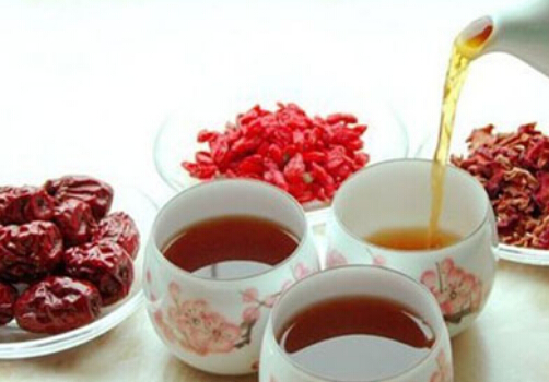 枸杞子泡水喝有什么好處?枸杞子的營養(yǎng)價值