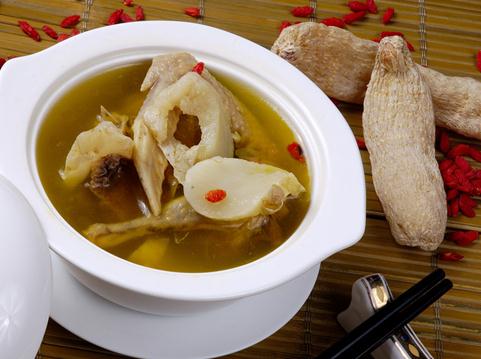天麻燉老鴿：天麻的功效與作用，天麻的營養(yǎng)價值，天麻的副作用