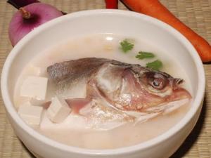 豆腐燉魚有什么好處？什么魚最適合做燉豆腐