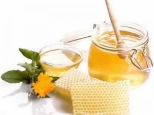 蜂蜜水什么時(shí)候喝好？喝蜂蜜水的好處