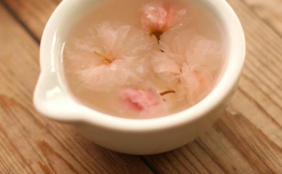 櫻花茶是什么味道?櫻花茶有哪些作用?