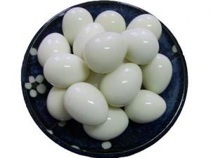 怎樣快速剝鵪鶉蛋？鵪鶉蛋怎么剝更快