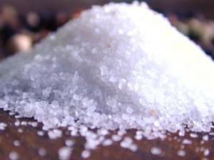 如何防止食鹽受潮？防止食鹽受潮的方法