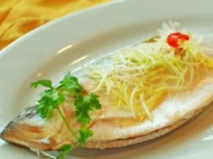 怎樣燉魚才不易碎？燉魚的小竅門