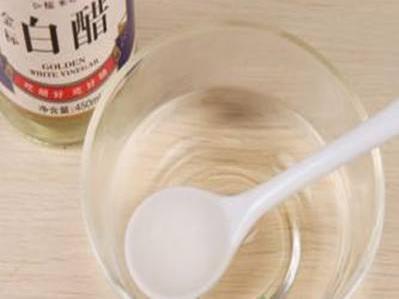 米醋和白醋一樣嗎哪個(gè)好?米醋和白醋的區(qū)別