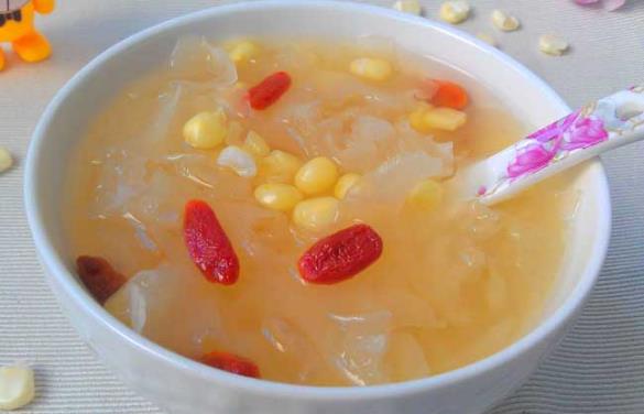 銀耳怎么選購(gòu)較好?銀耳泡發(fā)多長(zhǎng)時(shí)間?銀耳泡發(fā)的簡(jiǎn)單方法
