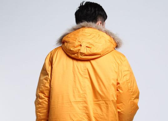 為什么輕薄的羽絨服更暖和?羽絨服太腥了是不是質(zhì)量不好