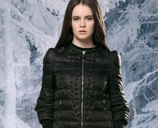 羽絨服結(jié)塊可以烘干嗎?羽絨服結(jié)塊后怎么恢復(fù)