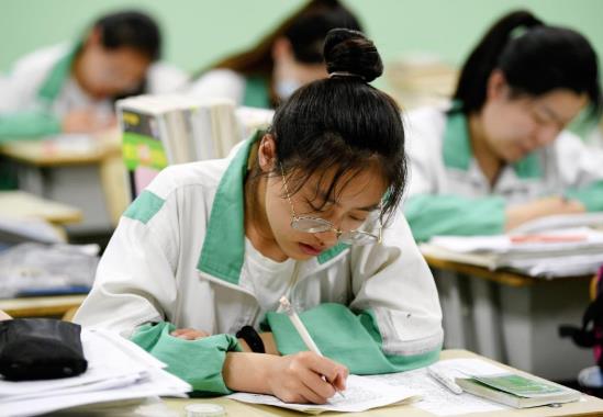 2021年異地考生能參加高考嗎?2021年藝術(shù)生文化課考多少分能上一本