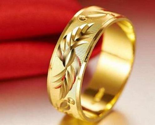 金戒指變形了會(huì)斷嗎?金戒指變形了如何恢復(fù)原狀?