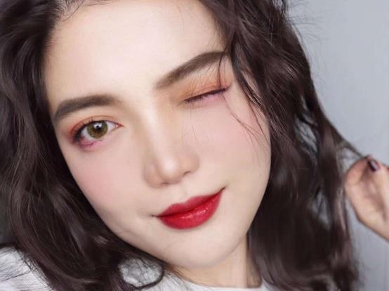 拼多多美瞳為什么那么便宜?美瞳著色直徑13.2大嗎?
