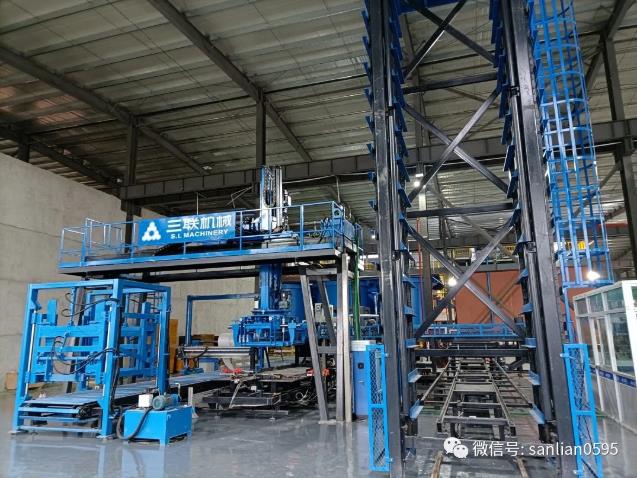 泉州三聯(lián)機(jī)械出席第三屆全國海綿城市建設(shè)論壇,引領(lǐng)磚機(jī)行業(yè)助力城市建設(shè)