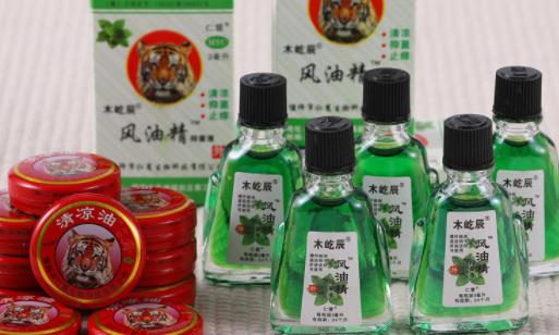 風(fēng)油精涂臉上有傷害嗎 長(zhǎng)期吸入風(fēng)油精的味道有害嗎