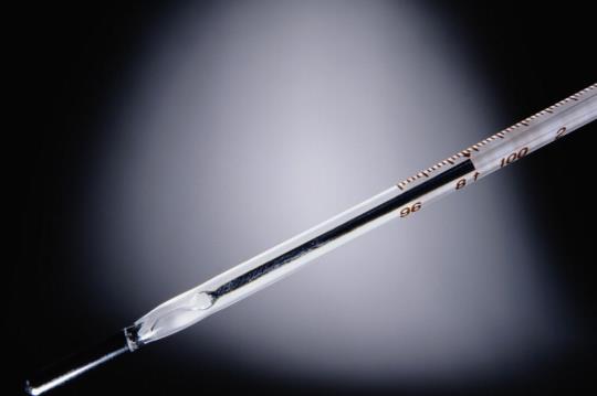 清理打碎的溫度計會中毒嗎?家用溫度計碎了對身體有沒有影響?
