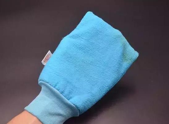 搓澡巾為什么會有黃褐色?用搓澡巾會不會皮膚越來越粗糙?