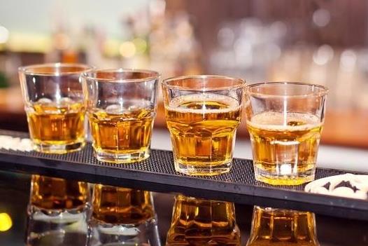 醉酒吃什么東西能好受一點(diǎn) 醉酒吃什么藥解酒最快