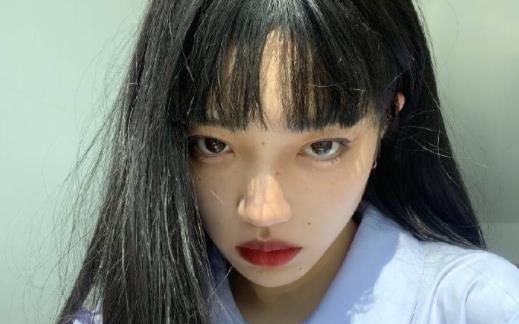 染發(fā)和拉直一天完成可以嗎 染完頭發(fā)多久可以拉直