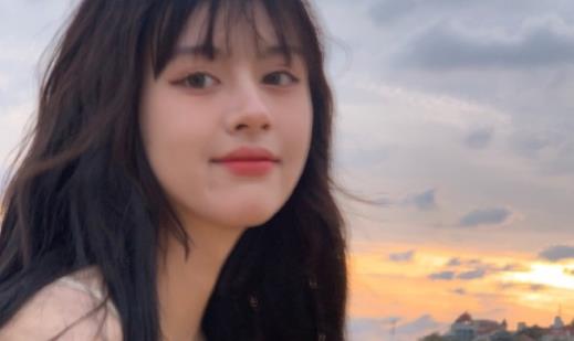 不貼頭皮的拉直叫什么 拉直頭發(fā)后幾天可以扎起來