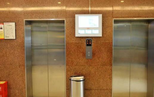 小區(qū)電梯使用壽命是多少年 電梯滿16年必須更換嗎