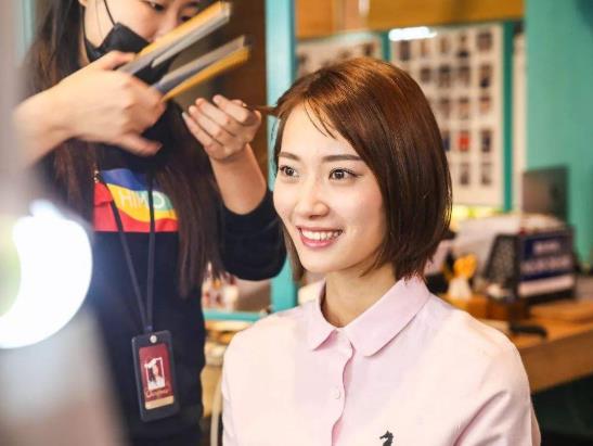 海馬體的衣服250斤的人能穿嗎?海馬體的衣服胖子能穿上嗎